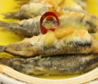 Anchoas rebozadas
